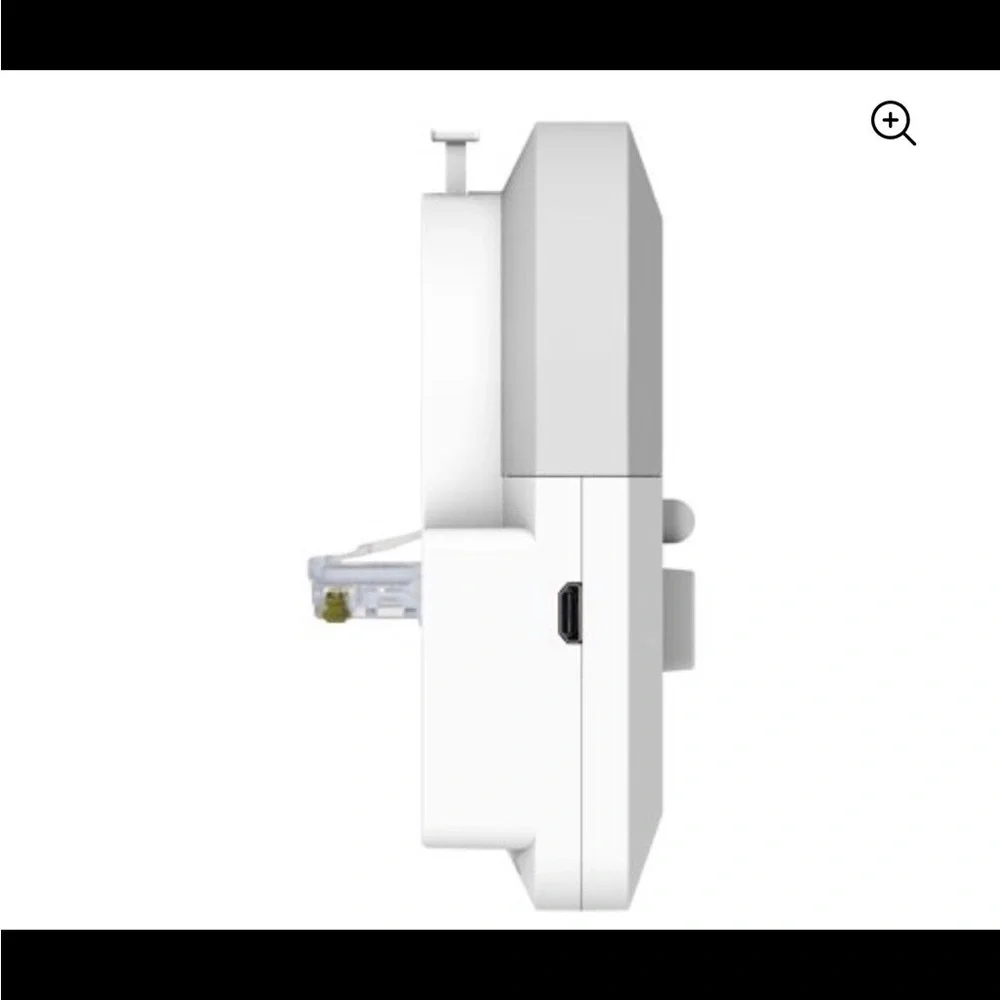 Phone Jack powered emergency light and charger